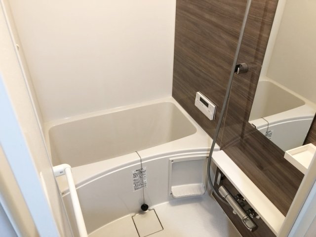 バス・シャワールーム　日々の疲れを癒すお風呂です♪