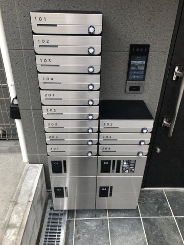 セキュリティ　不審者、勧誘員をシャットアウトできるオートロックです♪