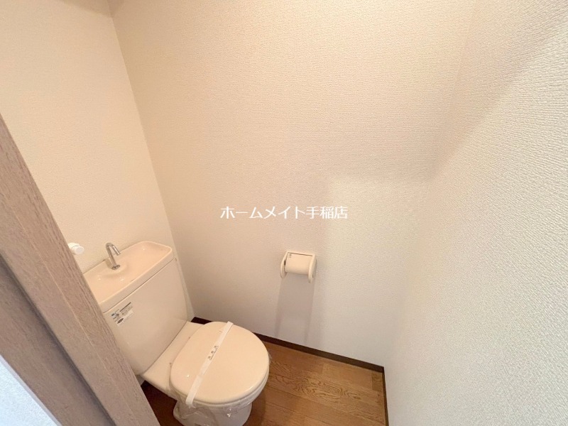 トイレ　ウォシュレット付きで快適な環境です♪