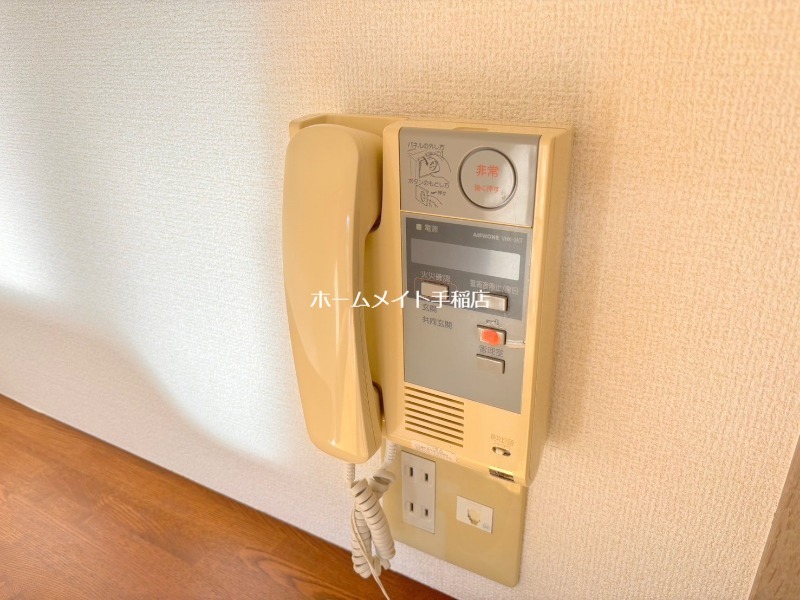 セキュリティ　モニター付きインターホンで安心です♪