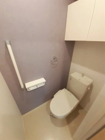 トイレ　ゆったりとした空間のトイレです