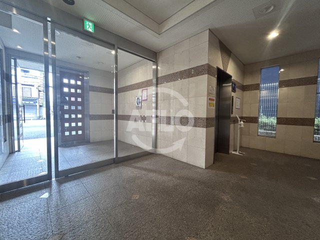 ロビー　NLC新大阪　ロビー