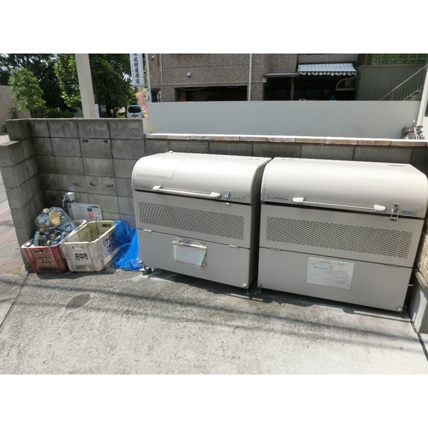 その他　ごみ置き場