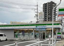 コンビニ　ファミリーマート岡山さい店（コンビニ）まで639m