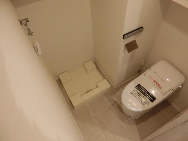 トイレ　別部屋参考写真