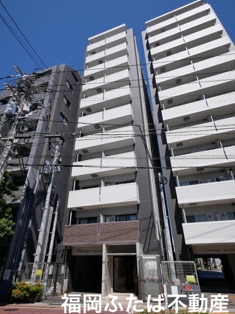 ウインステージ箱崎の外観写真