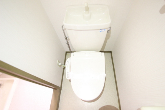 トイレ　※別部屋の写真です