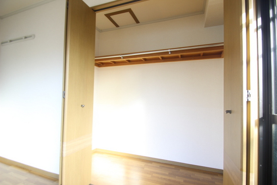 収納　※別部屋の写真です