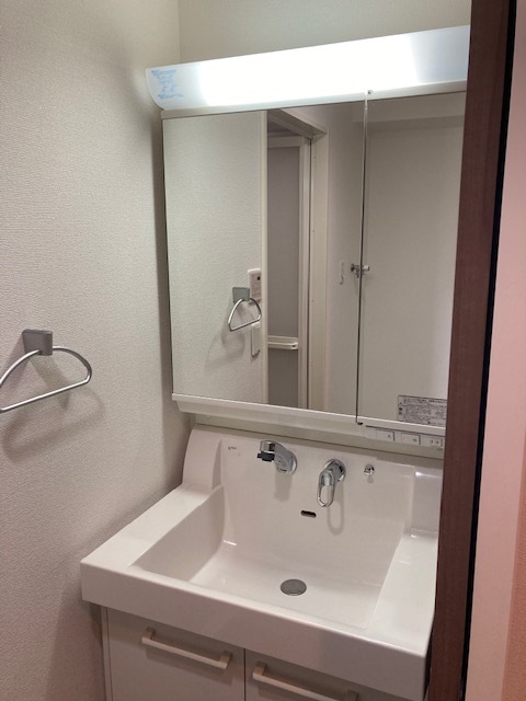 エビデンス三津屋の内装写真