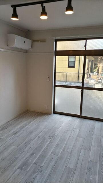 その他部屋・スペース　★洋室６帖★