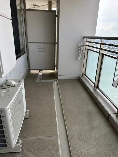バルコニー　落ち着いた時間を過ごせるバルコニーです