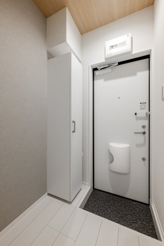 玄関　※同タイプ参考写真