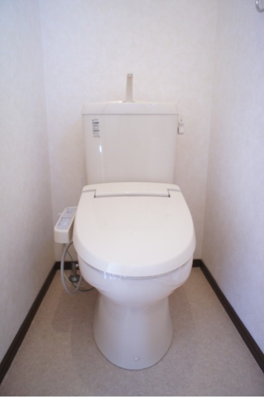 トイレ　図面と現状に相違がある場合には現状を優先