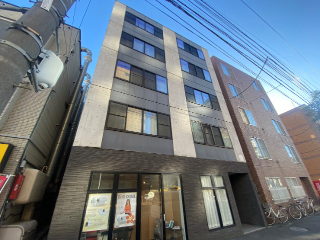 建物外観　札幌市中央区南６条西「クロスティアＳ６Ｗ８」