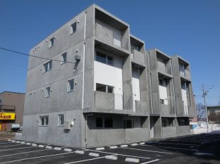 建物外観　人気のデザイナーズメゾネットタイプです♪