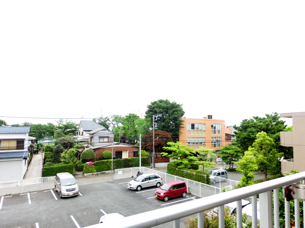 眺望　視界を遮るものがほとんど無く、眺望が大変良好なお部屋です。