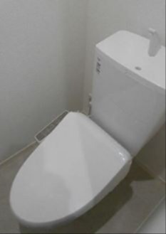 トイレ　※同仕様写真