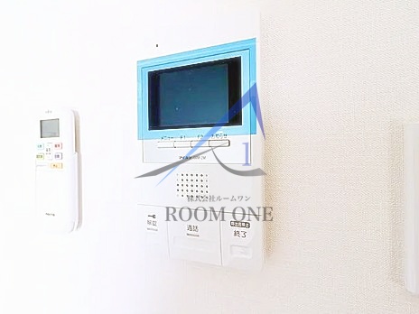 セキュリティ　モニター付きインターホンです。