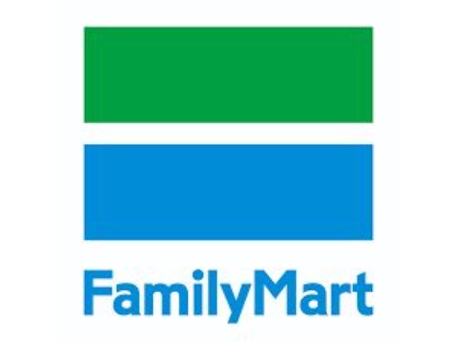 コンビニ　ファミリーマート豊崎二丁目店（コンビニ）まで227m