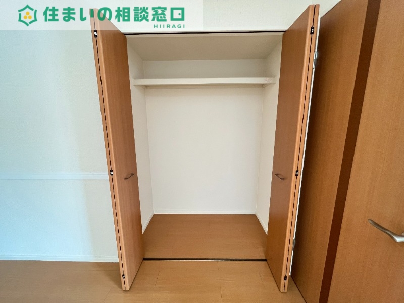 収納　同型