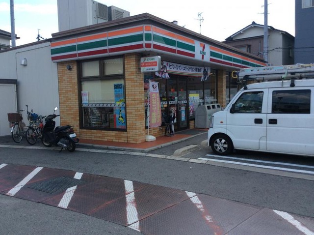コンビニ　セブンイレブン堺引野町2丁店（コンビニ）まで646m