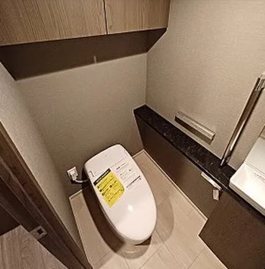 トイレ　別部屋参考写真