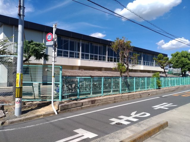 中学校　岡山市立吉備中学校（中学校）まで1624m