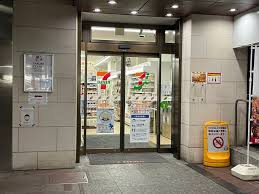 コンビニ　セブンイレブン 高田馬場4丁目店（コンビニ）まで183m