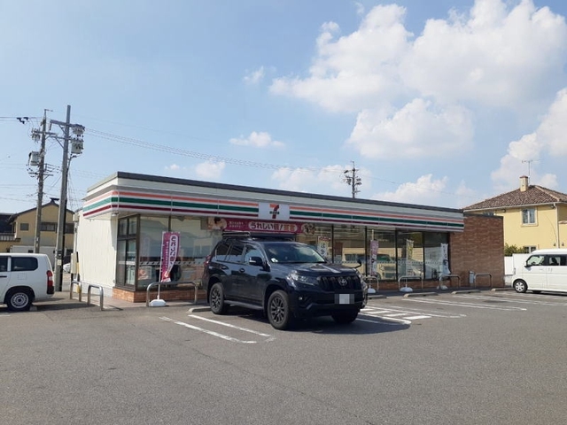 コンビニ　セブンイレブン 岡崎矢作町店（コンビニ）まで550m