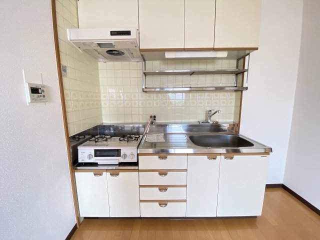 キッチン　壁付けキッチンでスペースを有効活用できます！