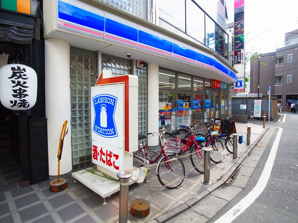 コンビニ　ローソン 足立千住2丁目店（コンビニ）まで744m