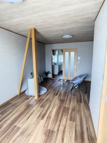 シャトン吉野の居間写真