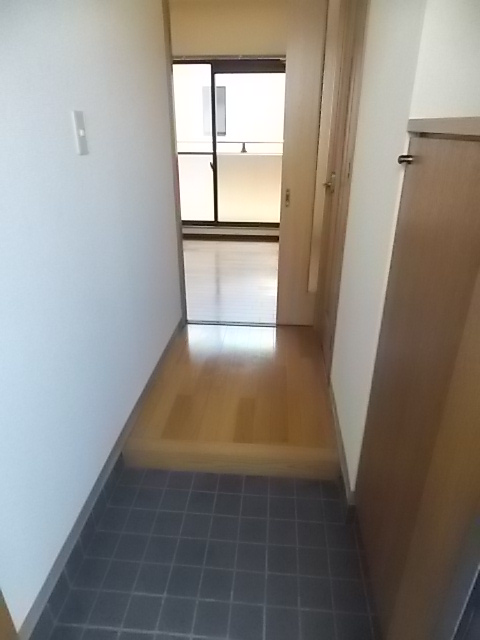玄関　明るい玄関です