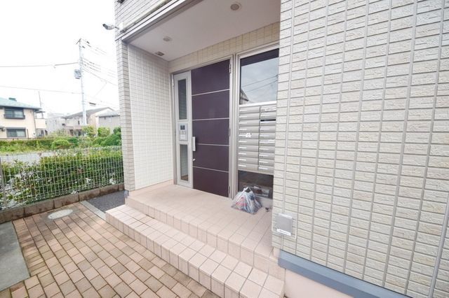 エントランス　★タウンハウジングまでお気軽にお問い合わせください★