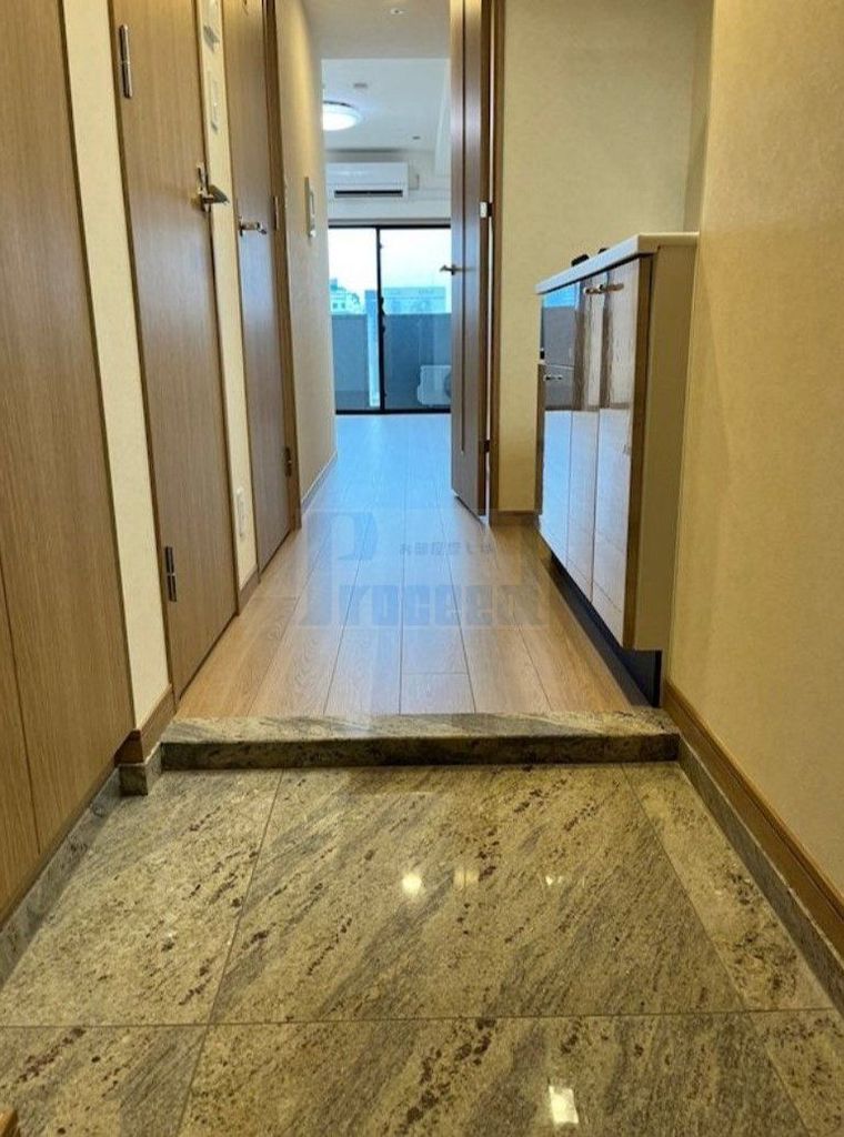 玄関　広々とした玄関