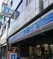 コンビニ　ローソン池袋二丁目文化通店（コンビニ）まで60m