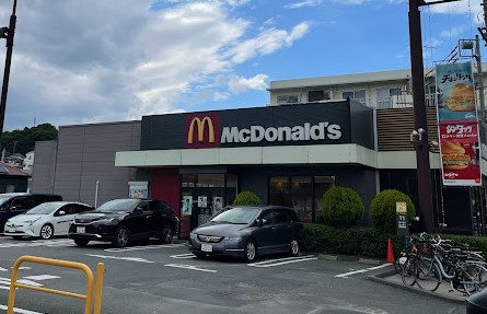 飲食店　マクドナルド 港南笹下店（飲食店）まで2403m