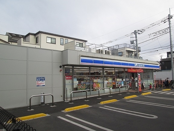 コンビニ　ローソン　さいたま白幡4丁目店（コンビニ）まで700m
