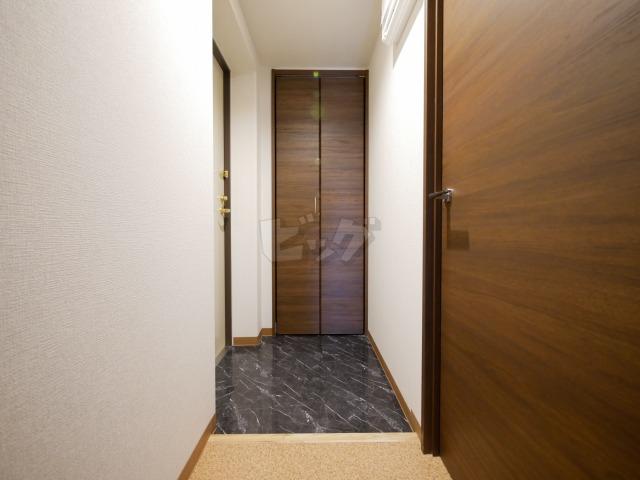 玄関　広々とした玄関です♪