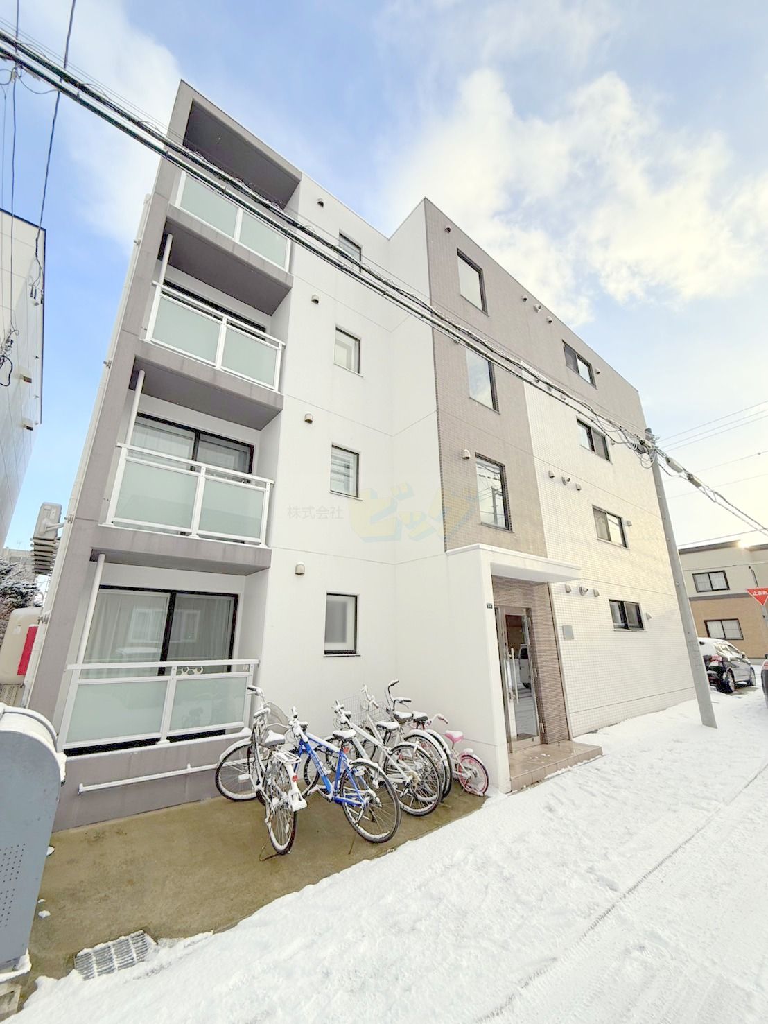 建物外観　★デザイナーズ仕様のお部屋です♪