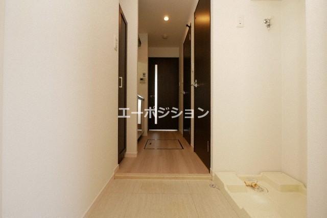 玄関　スプランディッド難波II