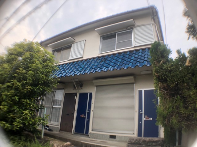 建物外観　敷地内に住居者専用のごみ置き場があります♪