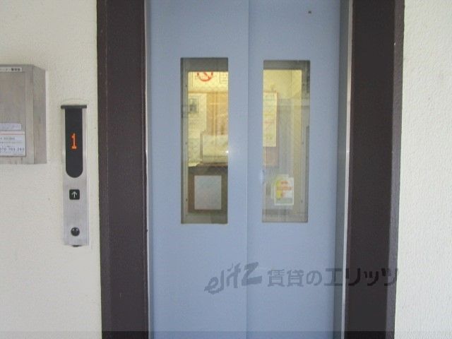 その他　エレベーター