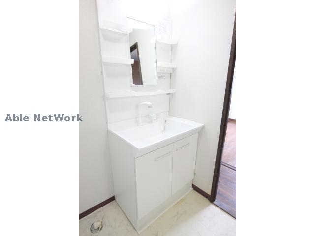 洗面設備　別の部屋の写真です
