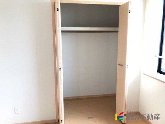 収納　洋室のクローゼットです☆