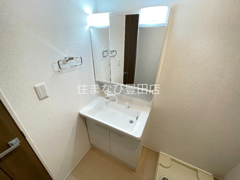 洗面設備　同型タイプ