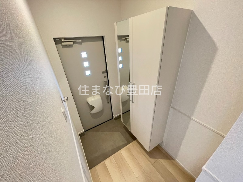 玄関　同型タイプ