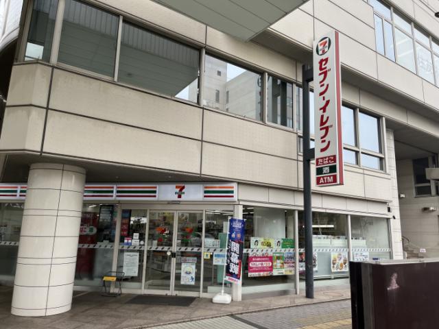 コンビニ　セブンイレブン高松田町店（コンビニ）まで246m