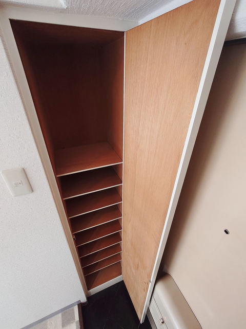 玄関　シューズＢＯＸ付