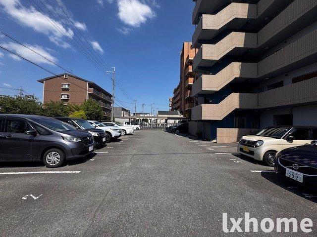 駐車場　駐車場があります